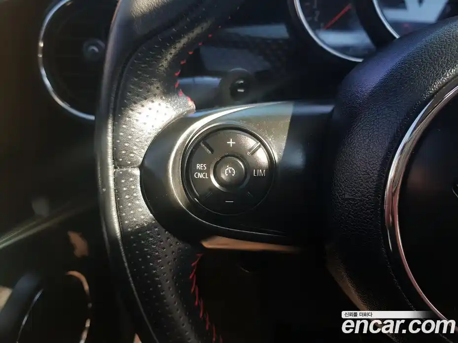 Mini Cooper 2019 2.0 Автомат в Москве № 214435, фото 15