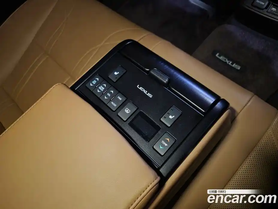 Lexus ES 2020 2.5 Автомат в Москве № 214860, фото 20