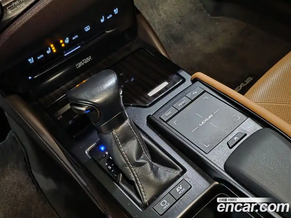 Lexus ES 2020 2.5 Автомат в Москве № 214860, фото 4