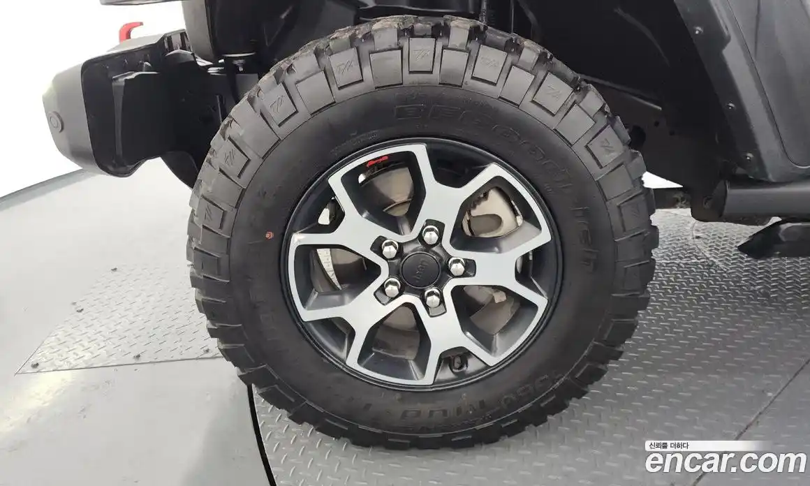 Jeep Wrangler 2023 2.0 Автомат в Москве № 215415, фото 18