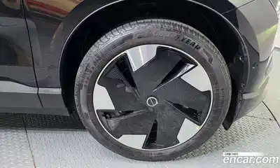 Volvo EX30 2025 0.2 Автомат в Москве № 227934, миниатюра 9