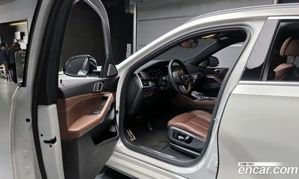 BMW X6 2021 4.4 Автомат в Москве № 228572, фото 11