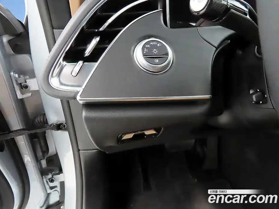 Mercedes-Benz E-Class 2025 2.0 Автомат в Москве № 229350, фото 15