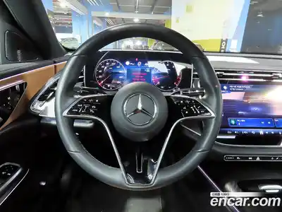 Mercedes-Benz E-Class 2025 2.0 Автомат в Москве № 229350, миниатюра 10