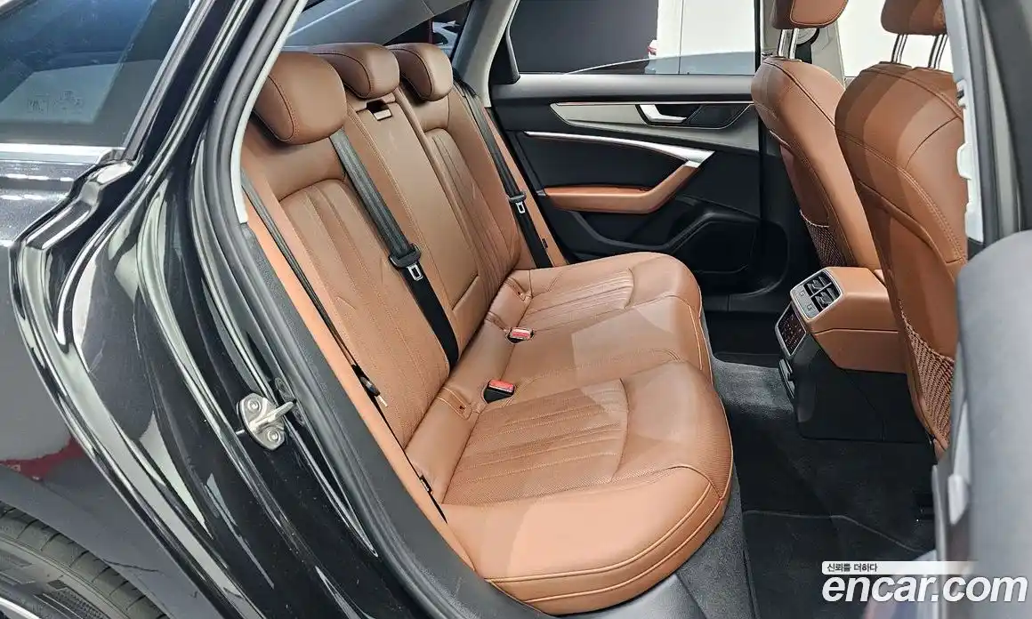 Audi A6 2021 2.0 Автомат в Москве № 229921, фото 12