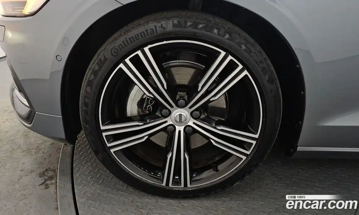 Volvo S60 2020 2.0 Автомат в Москве № 230379, фото 19