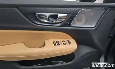 Volvo S60 2020 2.0 Автомат в Москве № 230379, миниатюра 3