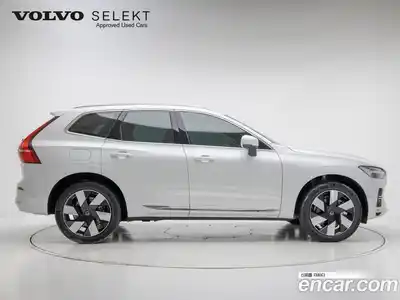 Volvo XC60 2025 2.0 Автомат в Москве № 230746, миниатюра 3
