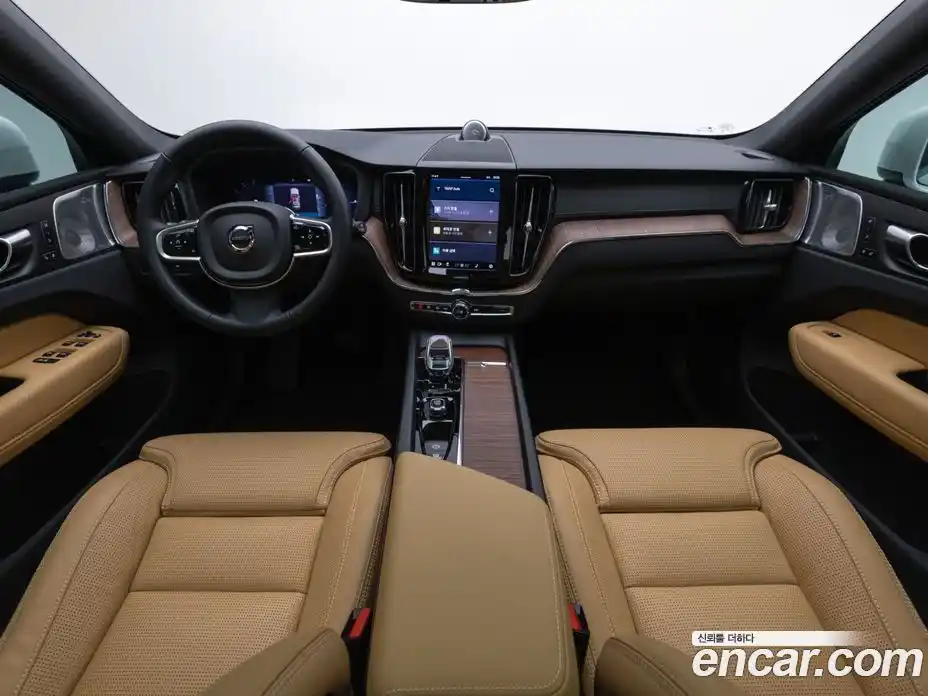 Volvo XC60 2025 2.0 Автомат в Москве № 230746, фото 7