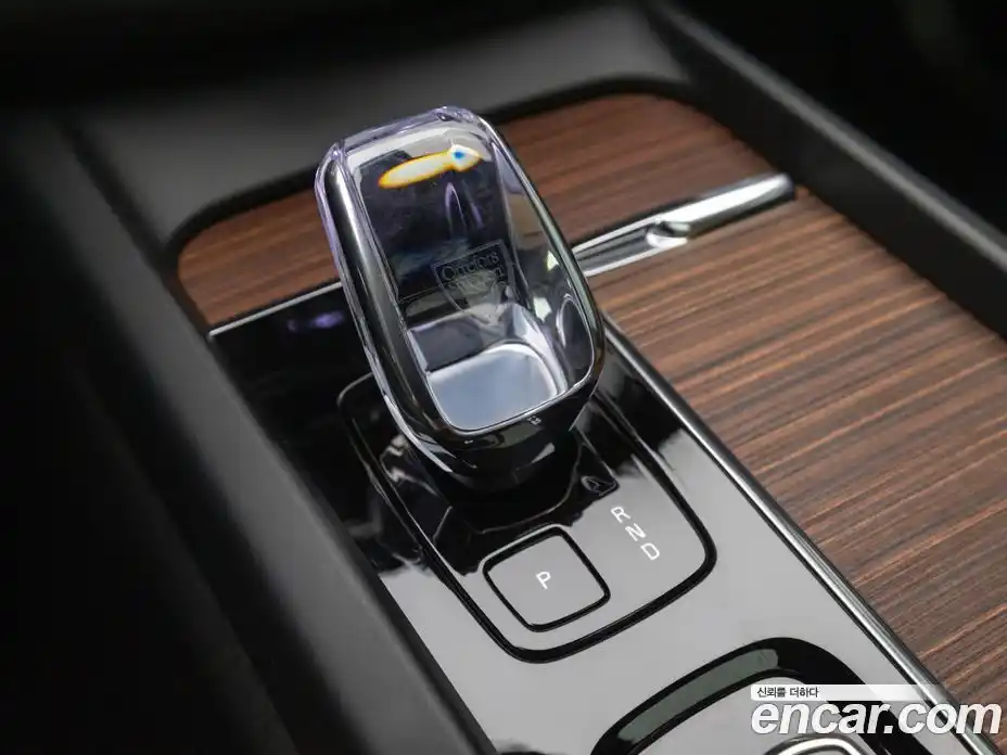 Volvo XC60 2025 2.0 Автомат в Москве № 230746, фото 9