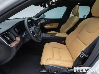 Volvo XC60 2025 2.0 Автомат в Москве № 230746, миниатюра 10