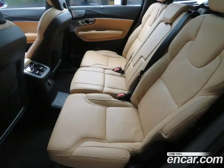 Volvo XC90 2024 2.0 Автомат в Москве № 230784, фото 11