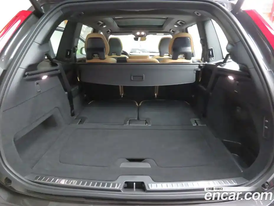 Volvo XC90 2024 2.0 Автомат в Москве № 230784, фото 20