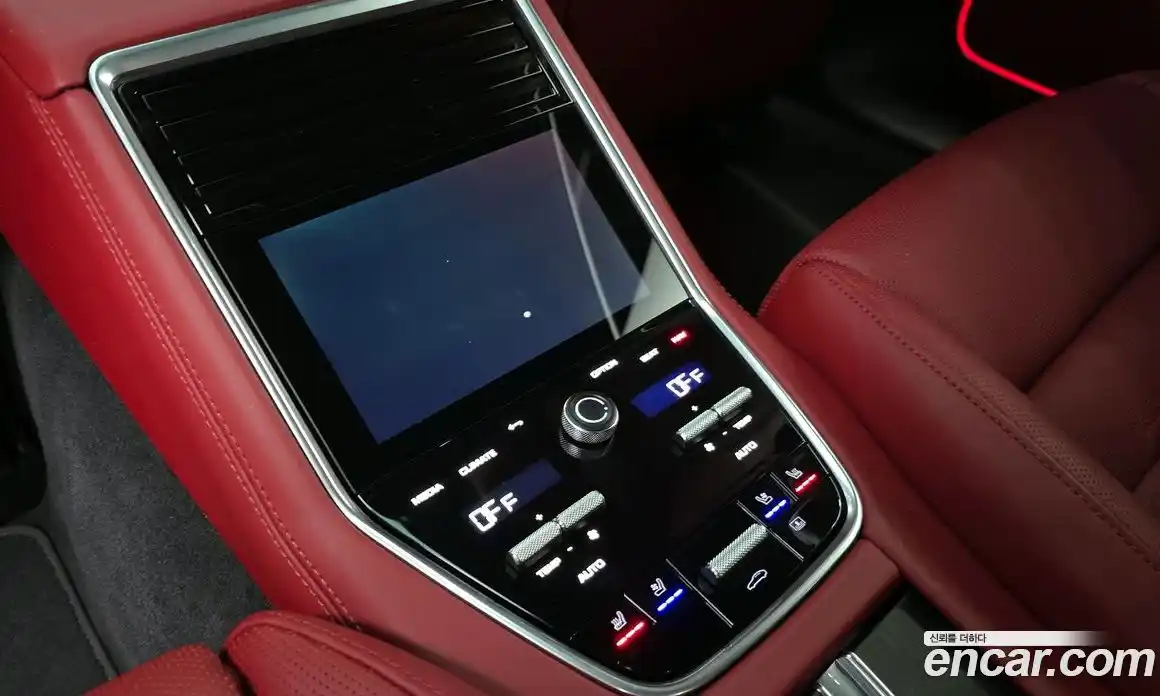 Porsche Panamera 2023 4.0 Автомат в Москве № 230919, фото 18