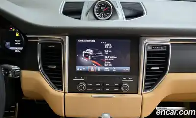 Porsche Macan 2018 2.0 Автомат в Москве № 230986, миниатюра 6