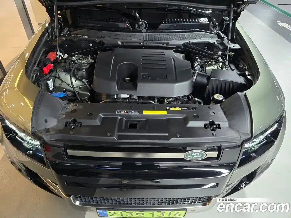 Land Rover Defender 2024 3.0 Автомат в Москве № 231312, фото 19