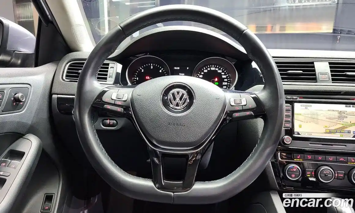 Volkswagen Jetta 2015 2.0 Автомат в Москве № 232211, фото 16