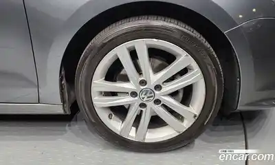 Volkswagen Jetta 2015 2.0 Автомат в Москве № 232211, миниатюра 3