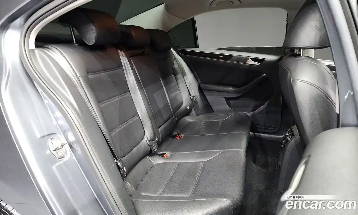 Volkswagen Jetta 2015 2.0 Автомат в Москве № 232211, фото 10