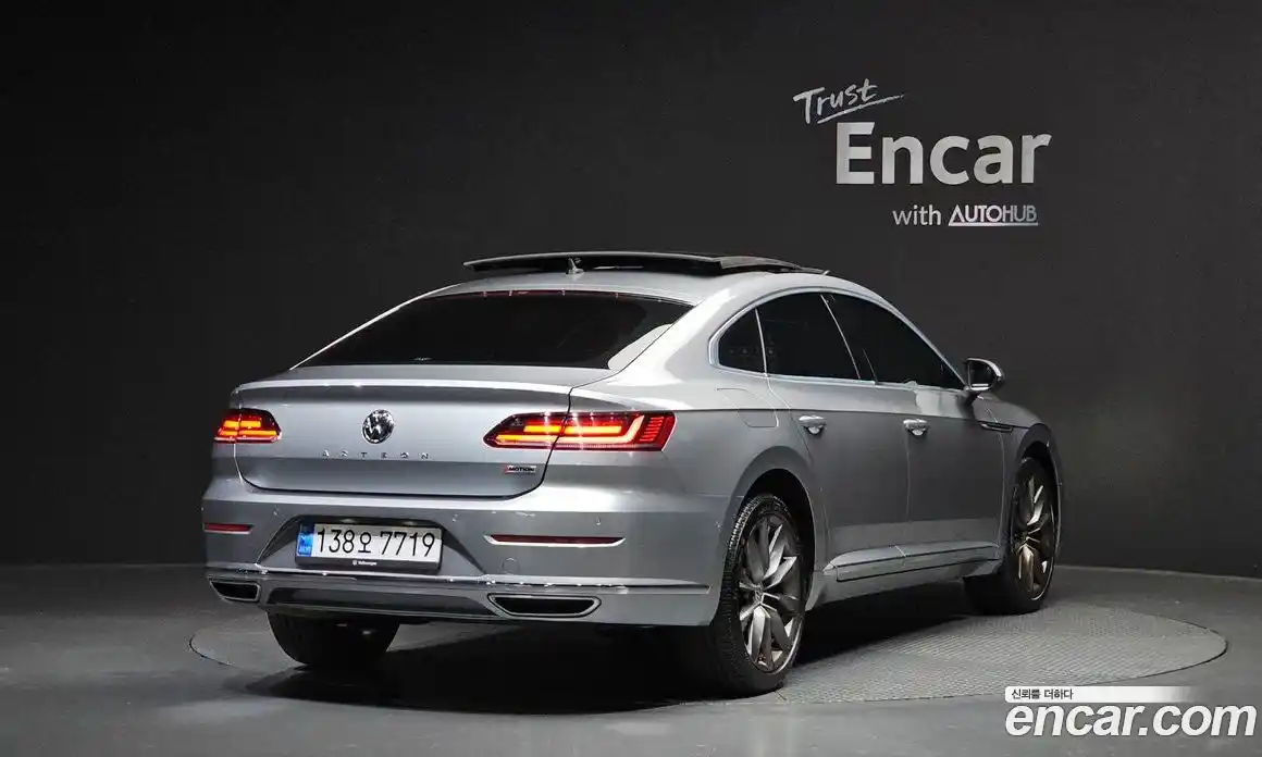 Volkswagen Arteon 2020 2.0 Автомат в Москве № 232253, фото 9
