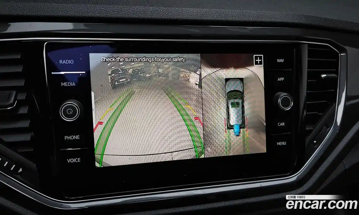 Volkswagen T-Roc 2022 2.0 Автомат в Москве № 232263, фото 11