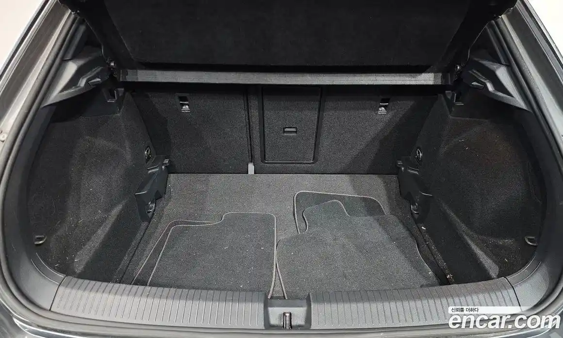 Volkswagen T-Roc 2022 2.0 Автомат в Москве № 232263, фото 20