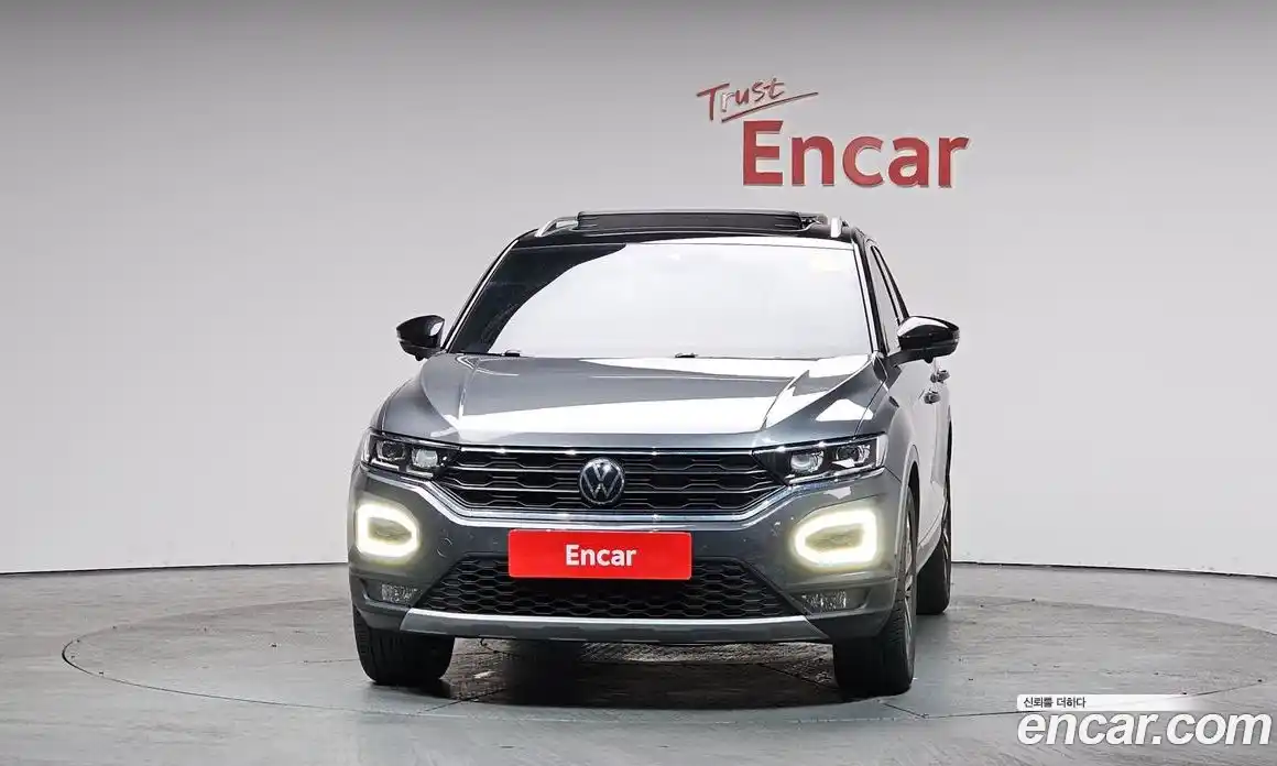 Volkswagen T-Roc 2022 2.0 Автомат в Москве № 232263, фото 7