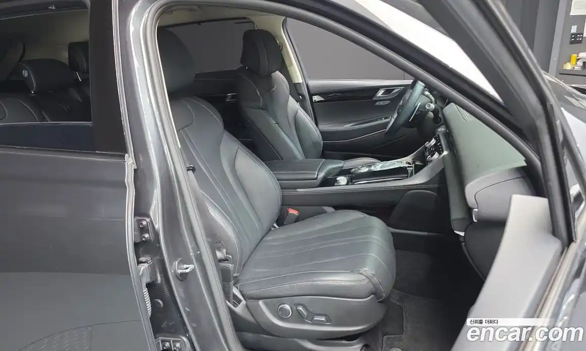 Genesis GV80 2022 2.5 Автомат в Москве № 23303, фото 18