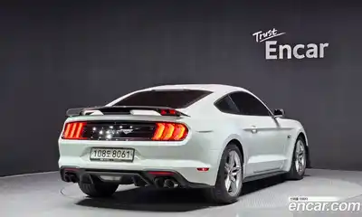 Ford Mustang, 2020