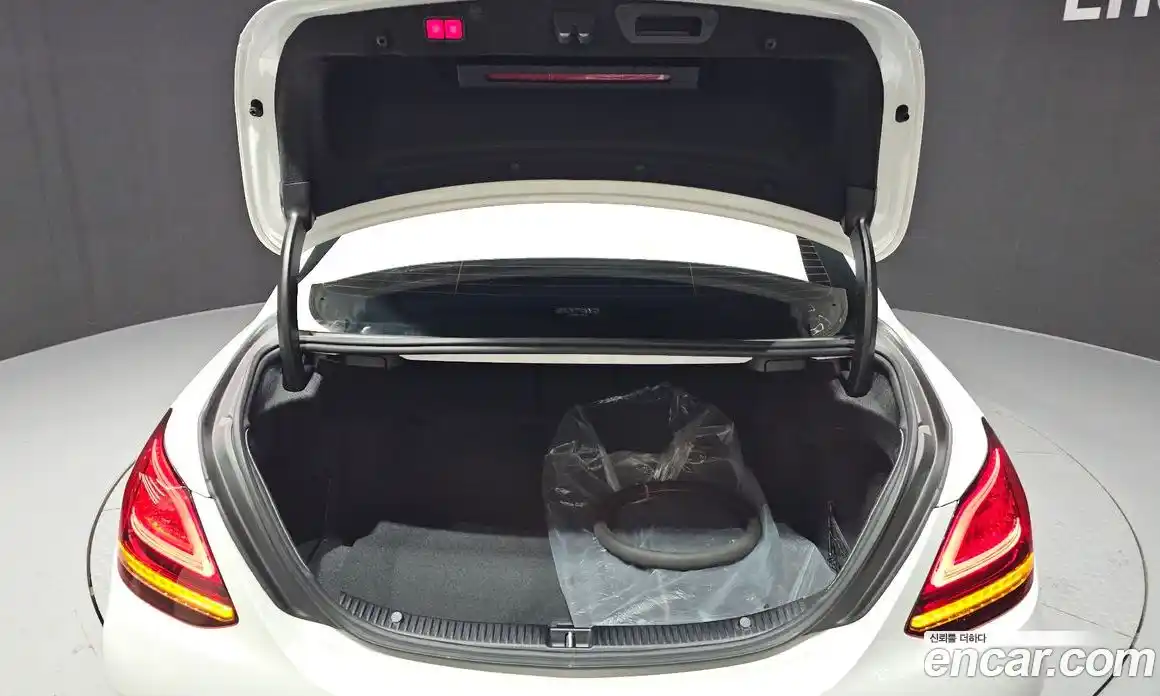 Mercedes-Benz C-Class 2021 2.0 Автомат в Москве № 239947, фото 20