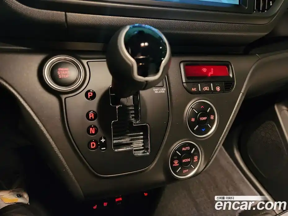 Kia Ray 2026 1.0 Автомат в Москве № 247903, фото 11