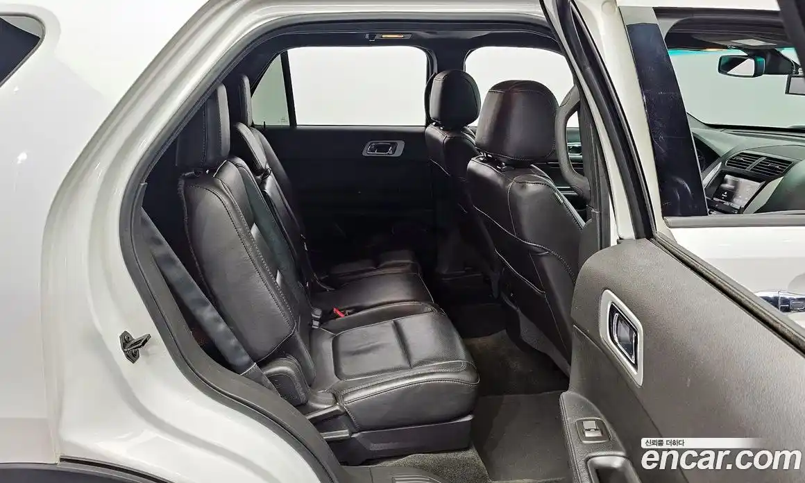 Ford Explorer 2015 3.5 Автомат в Москве № 250261, фото 19