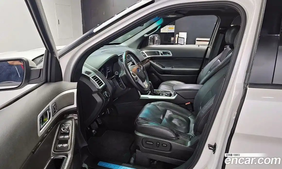 Ford Explorer 2015 3.5 Автомат в Москве № 250261, фото 20