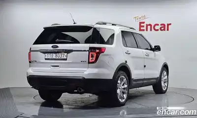 Ford Explorer 2015 3.5 Автомат в Москве № 250261, миниатюра 9