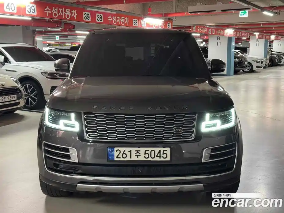 Land Rover Range-Rover 2016 5.0 Автомат в Москве № 252867, фото 18