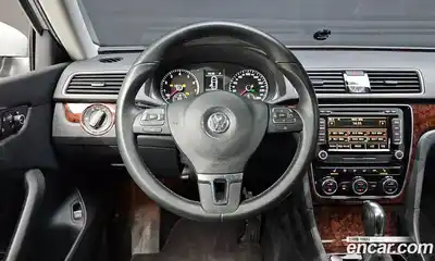 Volkswagen Passat 2013 2.5 Автомат в Москве № 254614, миниатюра 11