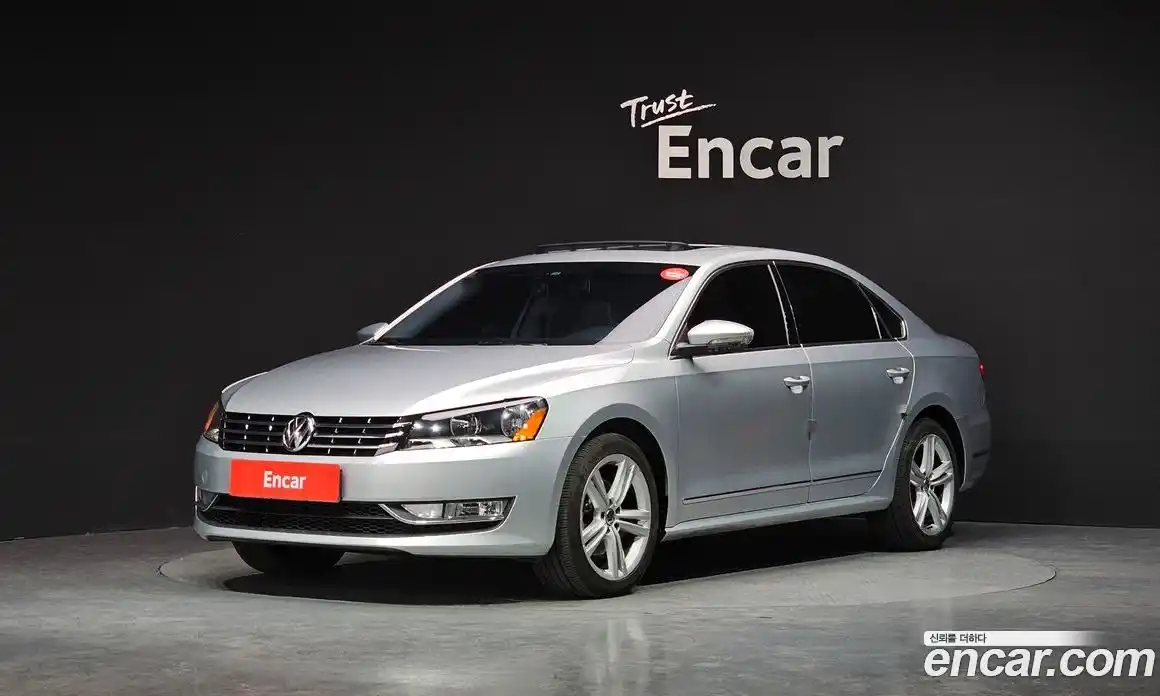 Volkswagen Passat 2013 2.5 Автомат в Москве № 254614, фото 17