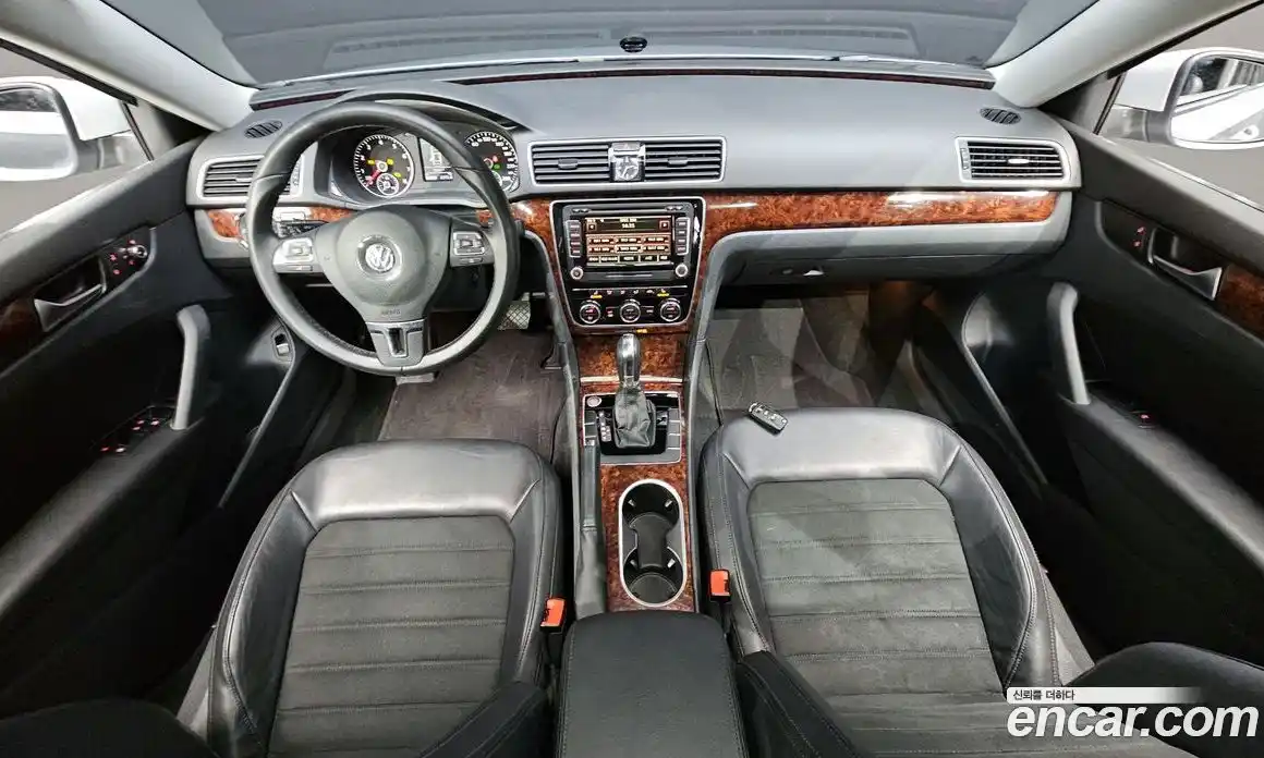 Volkswagen Passat 2013 2.5 Автомат в Москве № 254614, фото 18