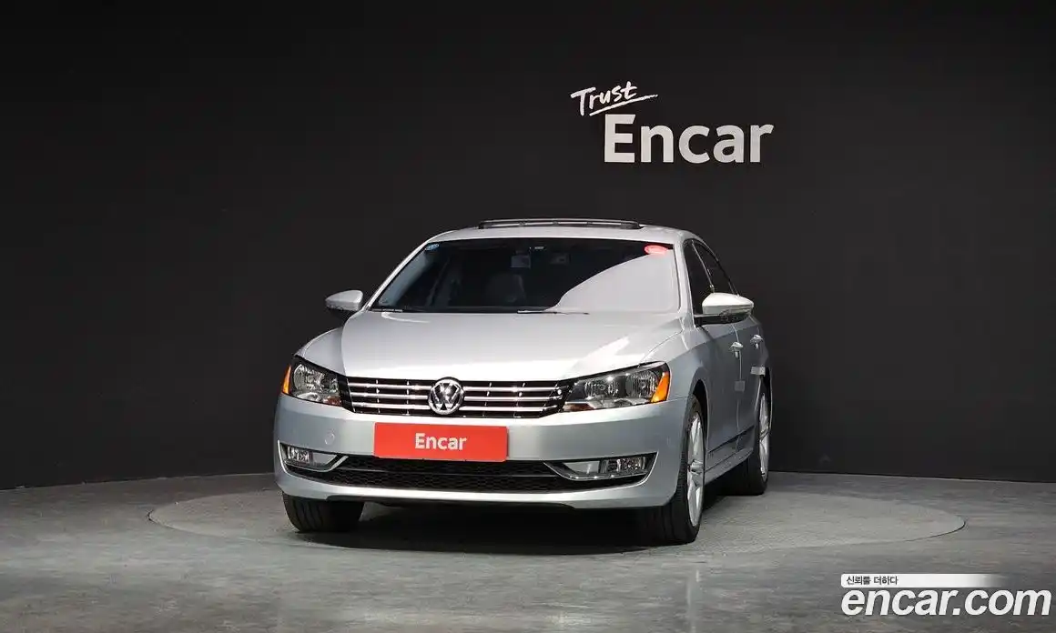 Volkswagen Passat 2013 2.5 Автомат в Москве № 254614, фото 3