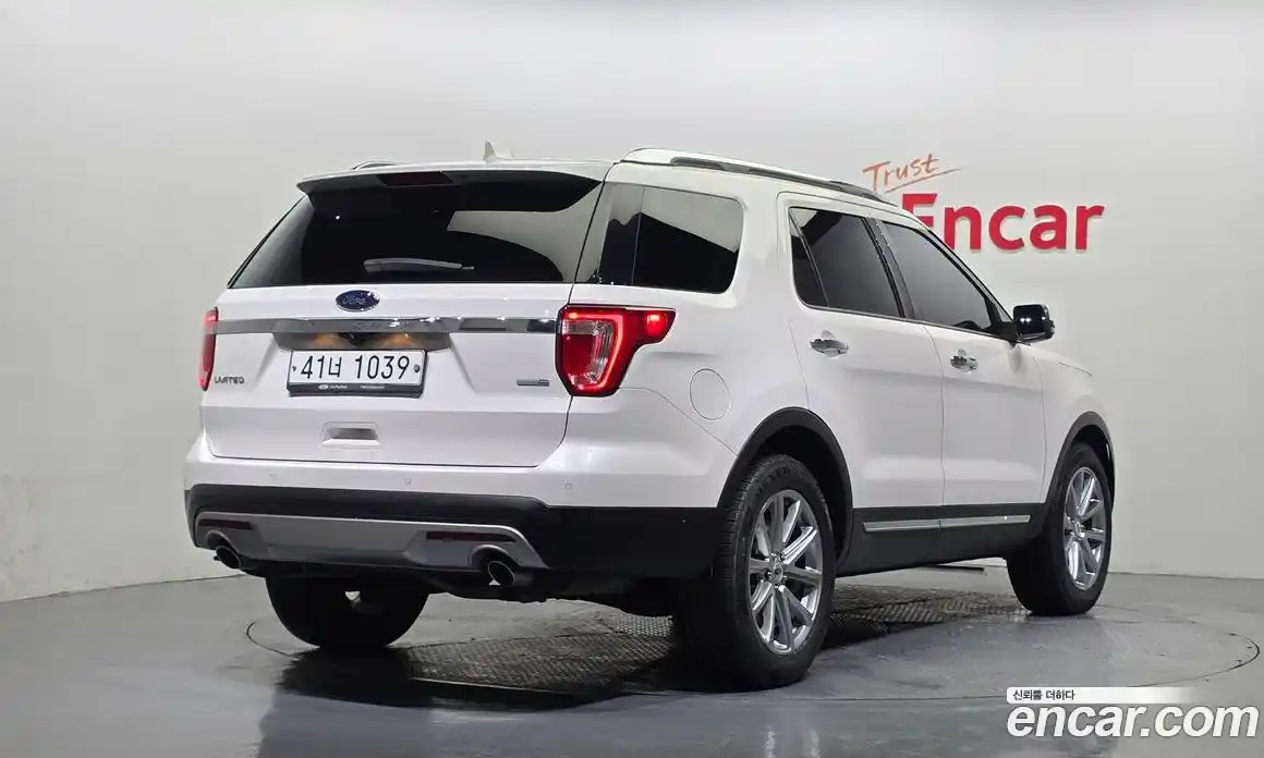 Ford Explorer 2017 2.3 Автомат в Москве № 255526, фото 16