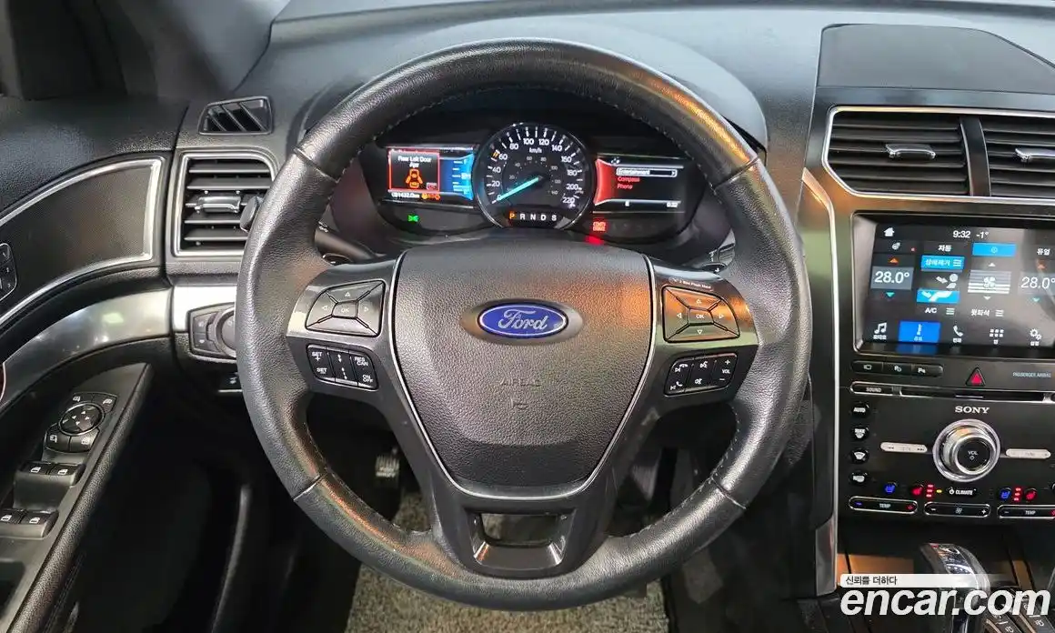 Ford Explorer 2017 2.3 Автомат в Москве № 255526, фото 9