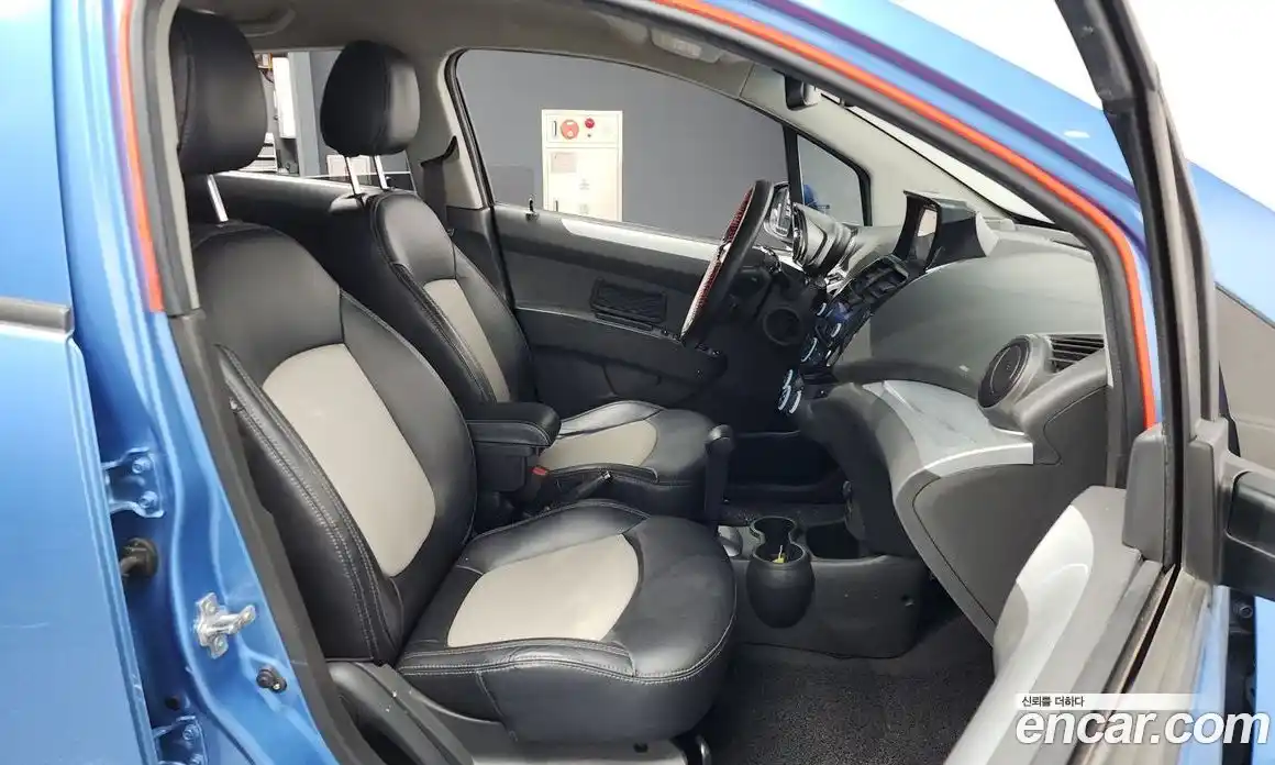 Chevrolet Spark 2014 1.0 Автомат в Москве № 25594, фото 16