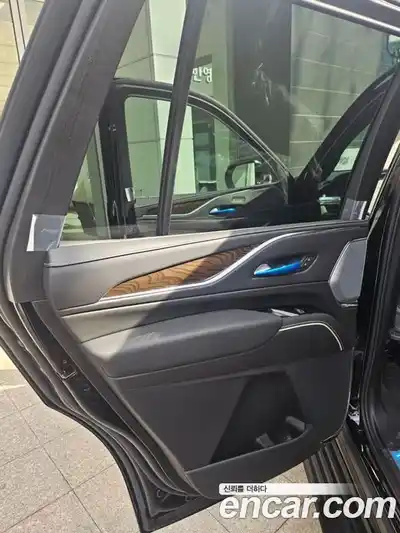 Cadillac Escalade 2024 6.2 Автомат в Москве № 256507, миниатюра 9