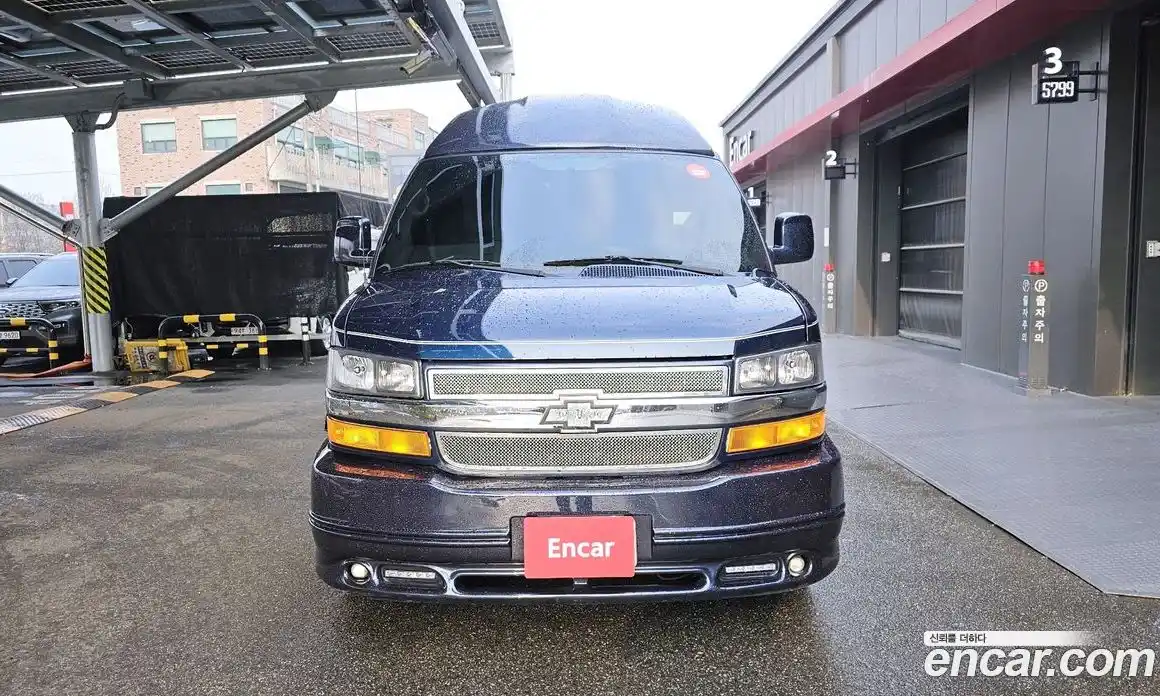 Chevrolet Express Van 2015 6.0 Автомат в Москве № 260297, фото 3