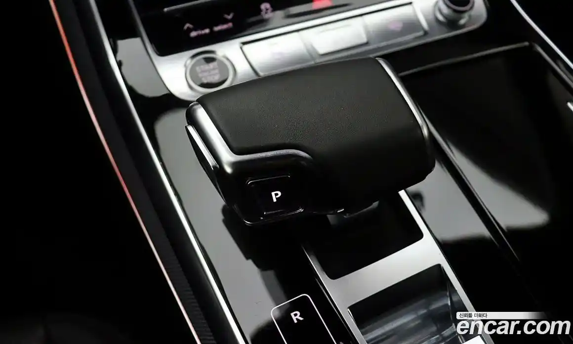 Audi Q8 2021 3.0 Автомат в Москве № 269519, фото 13