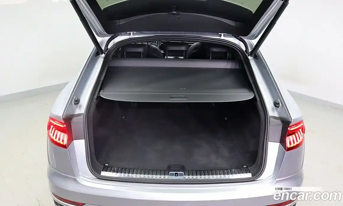 Audi Q8 2021 3.0 Автомат в Москве № 269519, фото 10