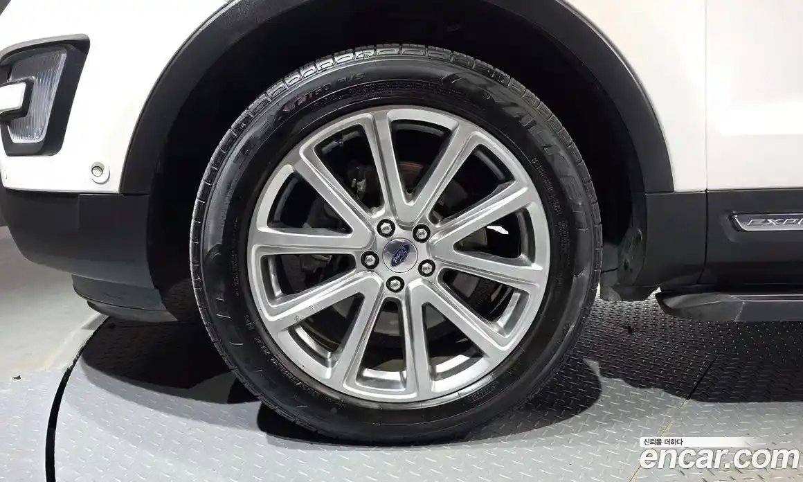 Ford Explorer 2017 2.3 Автомат в Москве № 273396, фото 19