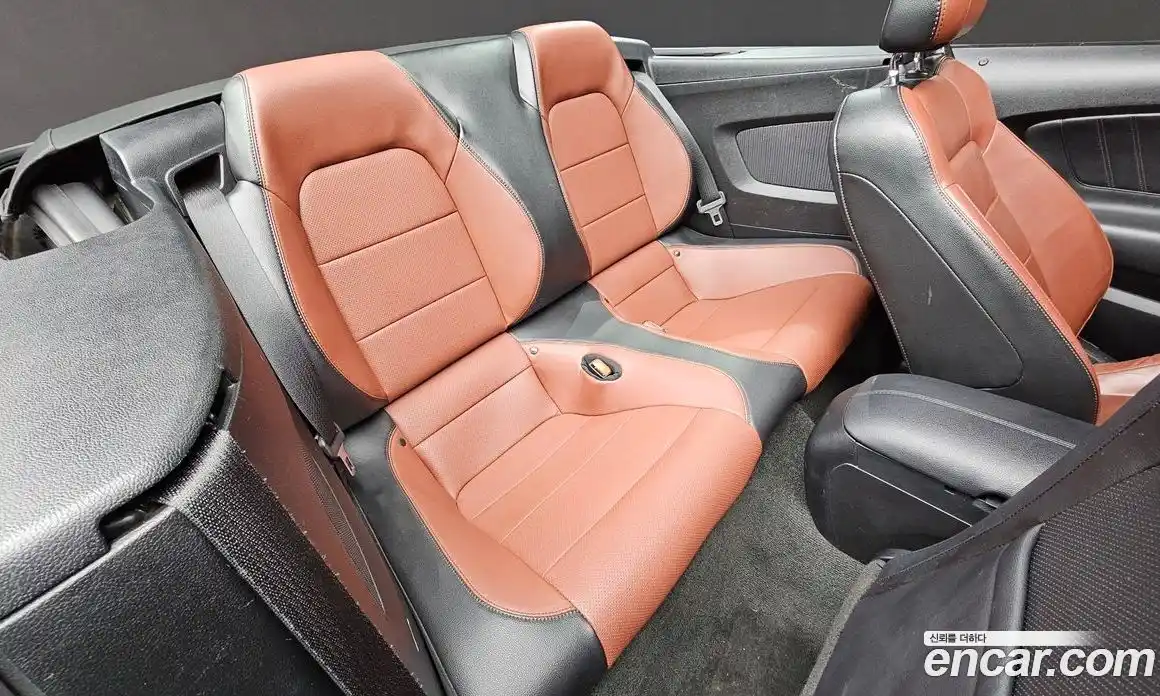 Ford Mustang 2017 2.3 Автомат в Москве № 273439, фото 1