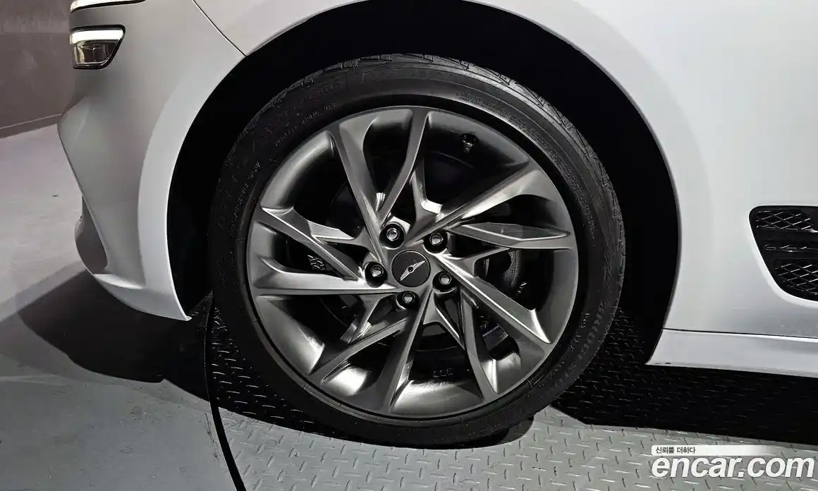 Genesis G70 2023 2.0 Автомат в Москве № 27555, фото 5