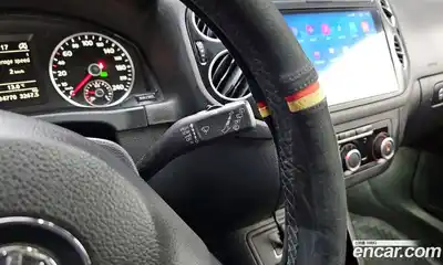 Volkswagen Tiguan, 2015